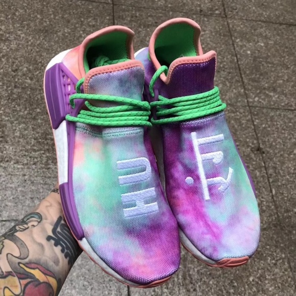 holi festival human races